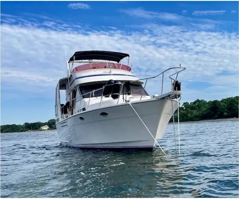Slide: The Image of Angel Twin Trawler 43 Sundeck 1988 - 73