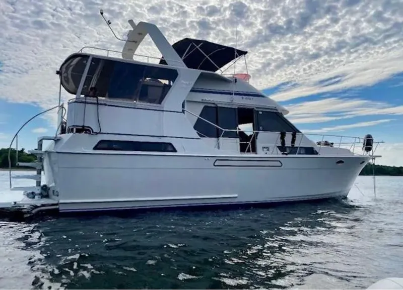 Slide: The Image of Angel Twin Trawler 43 Sundeck 1988 - 74