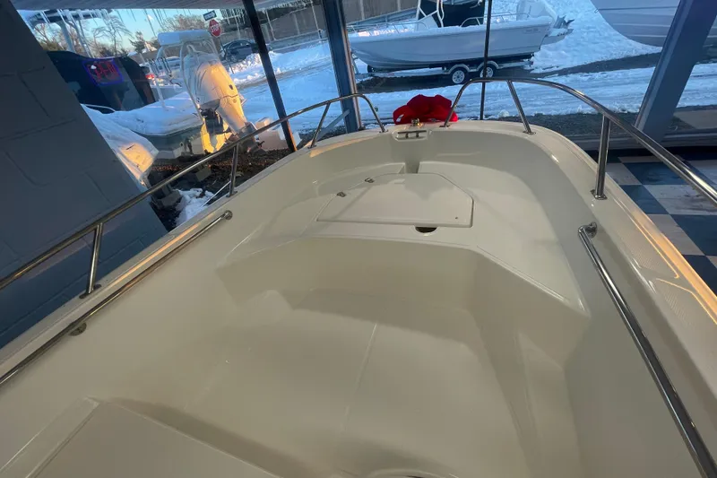 Slide: The Image of Interior view of 2026 Boston Whaler 160 Super Sport. - 8
