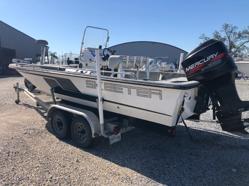 Slide: The Image of Skeeter ZX22 Bay 1996 - 8