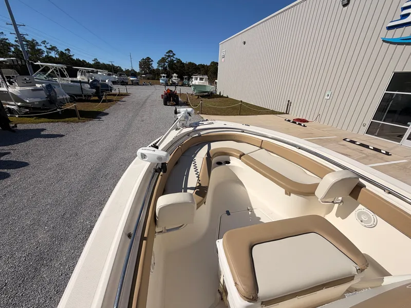 Slide: The Image of Pioneer 222 Sportfish 2019 - 19