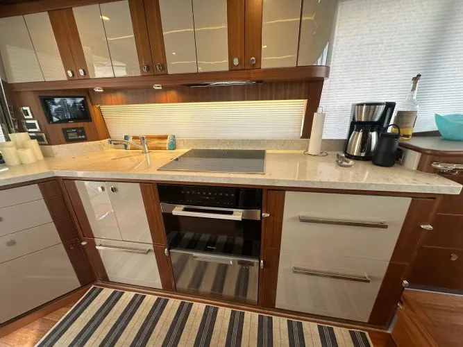 Slide: The Image of 2023 Belize 54 Daybridge - Image 13 - 13