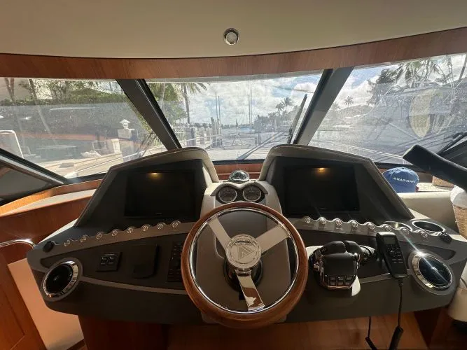 Slide: The Image of 2023 Belize 54 Daybridge - Image 16 - 16