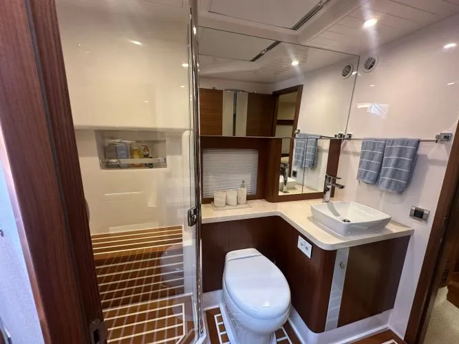 Slide: The Image of 2023 Belize 54 Daybridge - Image 24 - 24