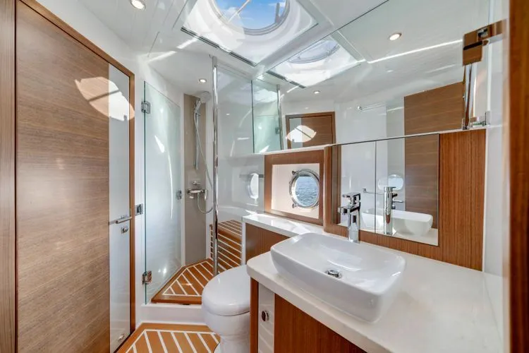 Slide: The Image of 2023 Belize 54 Daybridge - Image 38 - 38