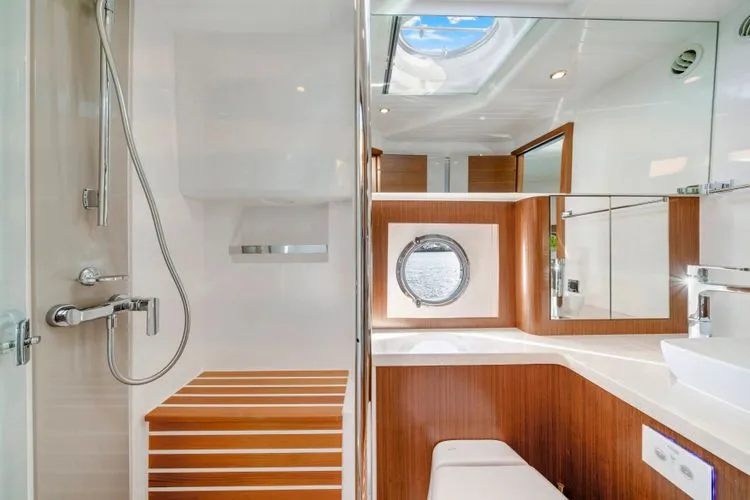 Slide: The Image of 2023 Belize 54 Daybridge - Image 40 - 40