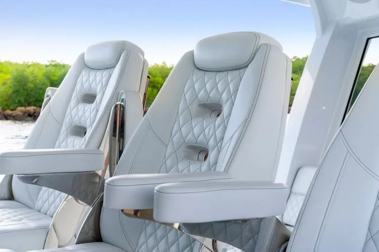 Slide: The Image of 2025 Hcb 56 Suenos Gix - Image 23 - 23