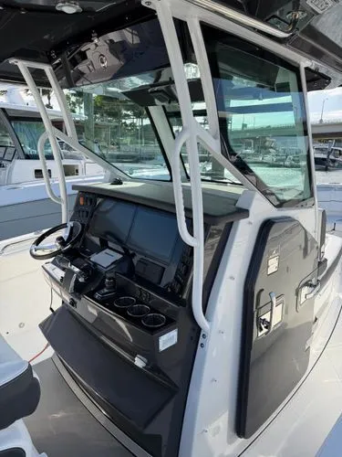 Slide: The Image of 2023 Blackfin 332 Cc - Image 10 - 10