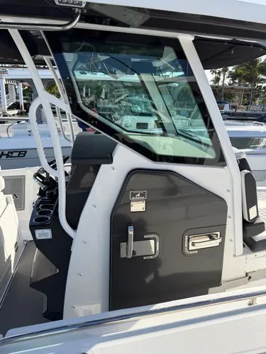 Slide: The Image of 2023 Blackfin 332 Cc - Image 18 - 18