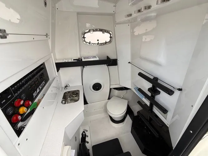 Slide: The Image of 2023 Blackfin 332 Cc - Image 24 - 24