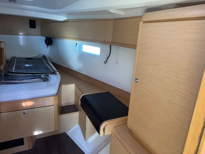 Slide: The Image of 2018 Jeanneau Sun Odyssey 479 - Image 11 - 11