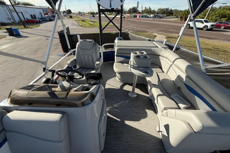 Slide: The Image of 2021 Bennington 20 SV pontoon boat interior with seating and steering console. - 43