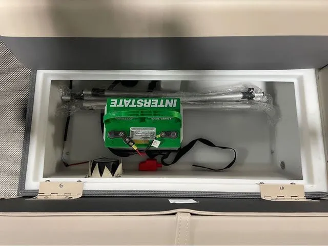 Slide: The Image of Flagship E20LS 2026 - 15