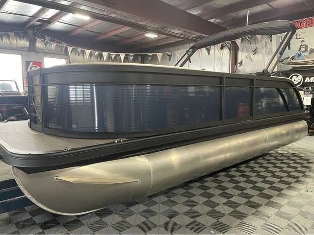 Slide: The Image of Flagship E20LS 2026 - 2