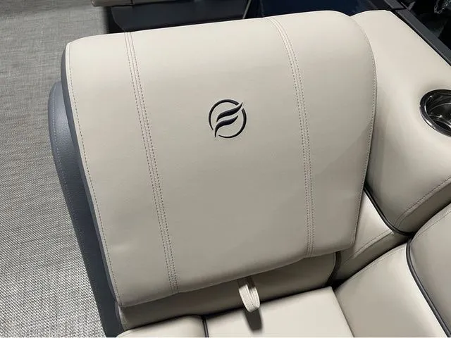 Slide: The Image of Flagship E20LS 2026 - 22