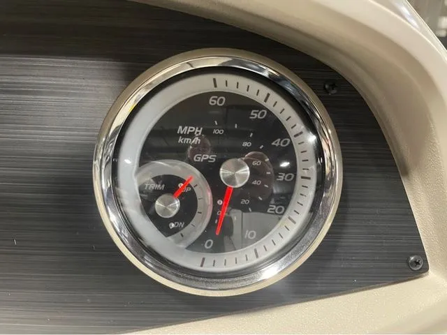 Slide: The Image of Flagship E20LS 2026 - 15