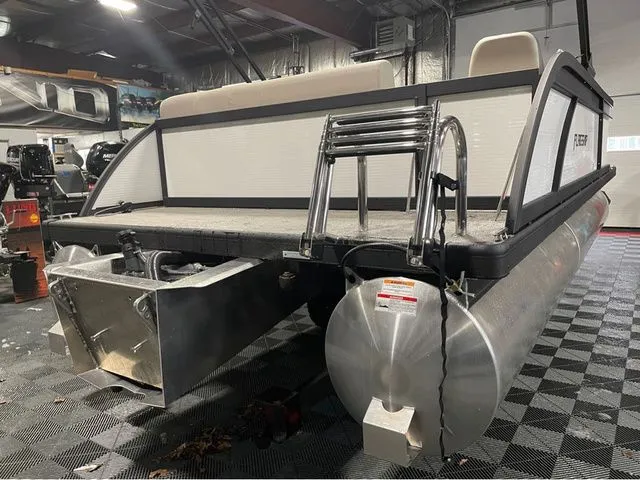 Slide: The Image of Flagship E20LS 2026 - 7