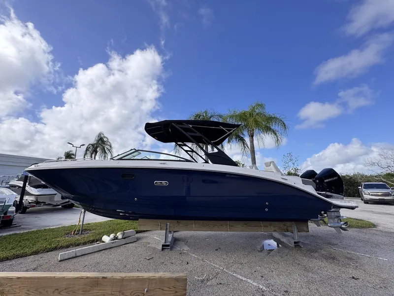 Slide: The Image of Sea Ray SDX 290 Outboard 2026 - 7