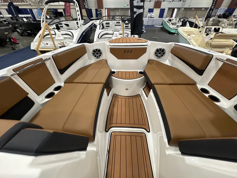 Slide: The Image of Yamaha 222SE 2026 - 20