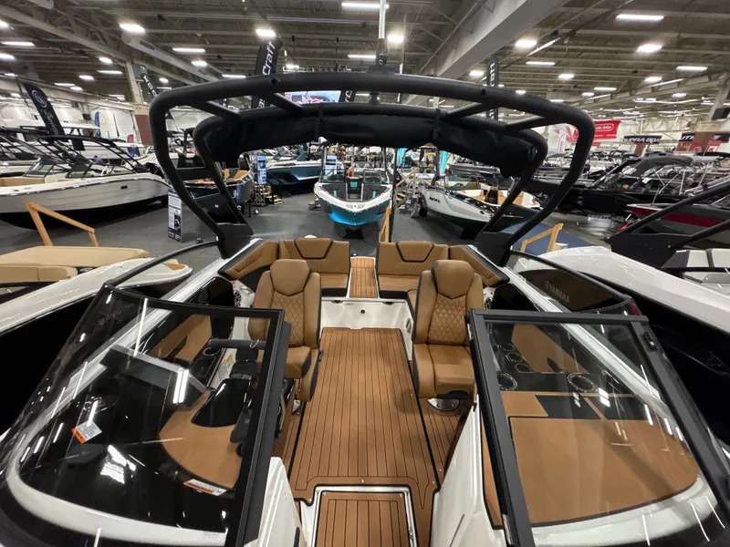 Slide: The Image of Yamaha 222SE 2026 - 23