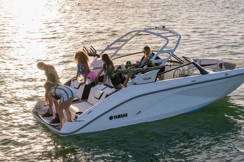 Slide: The Image of Yamaha 222S 2026 - 20