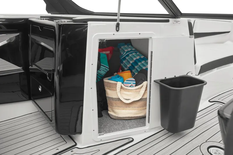 Slide: The Image of Yamaha 222S 2026 - 47