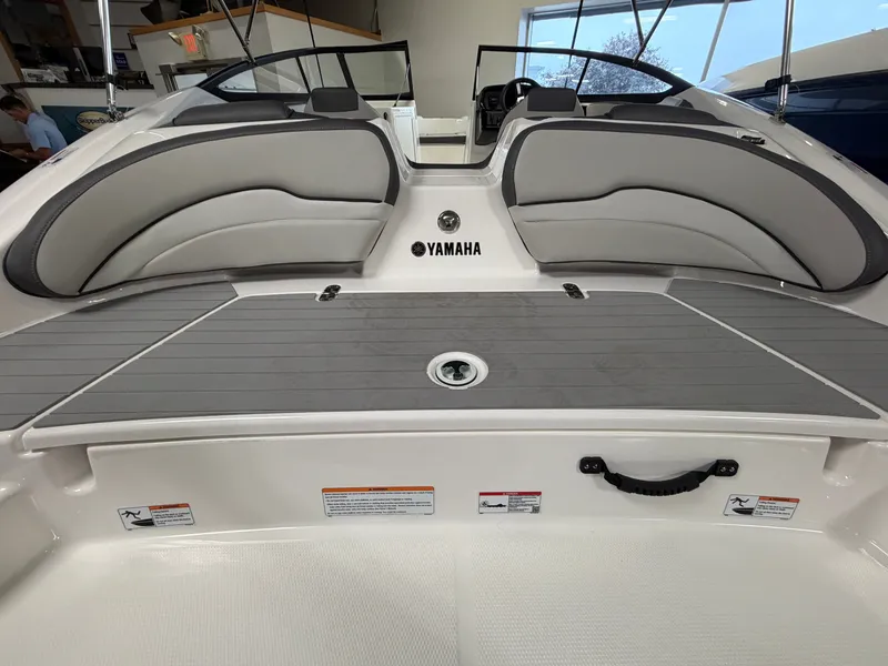 Slide: The Image of Yamaha SX190 2026 - 5