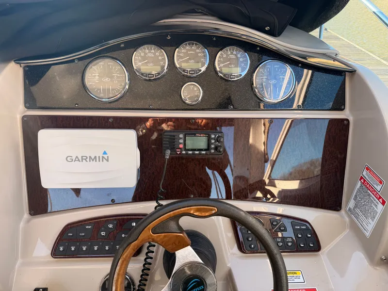 Slide: The Image of Sea Ray 290 Sundancer 2007 - 10