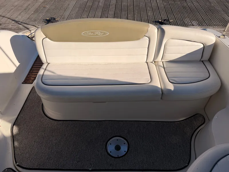 Slide: The Image of Sea Ray 290 Sundancer 2007 - 15