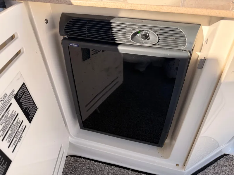 Slide: The Image of Sea Ray 290 Sundancer 2007 - 20