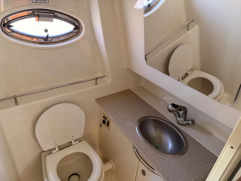 Slide: The Image of Sea Ray 290 Sundancer 2007 - 54