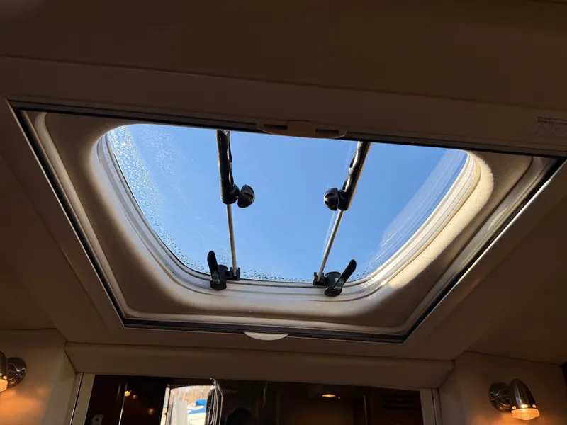 Slide: The Image of Sea Ray 290 Sundancer 2007 - 57