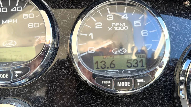 Slide: The Image of Sea Ray 290 Sundancer 2007 - 76