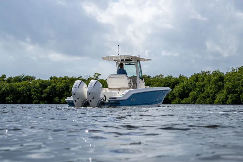 Slide: The Image of Boston Whaler 280 Dauntless 2026 - 27