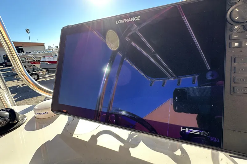 Slide: The Image of Lowrance HDS16 display on 2023 Parker 1801 Center Console boat, sunny day reflection. - 6