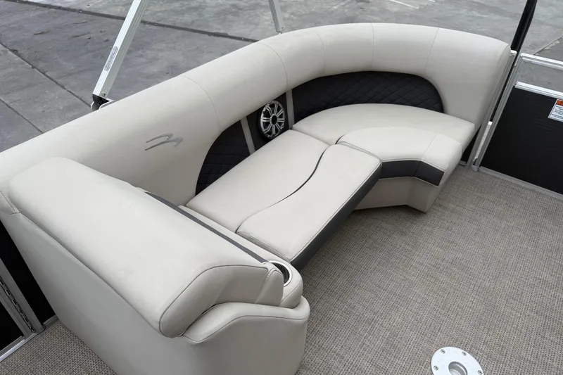 Slide: The Image of Luxurious seating on 2020 Bennington 22 SSRFBXP pontoon boat with beige upholstery. - 9