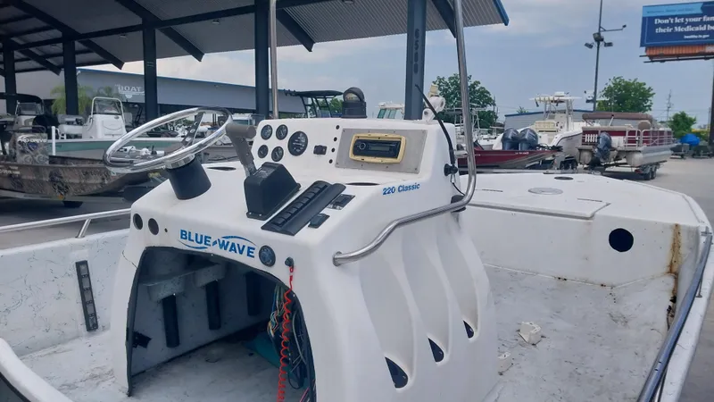 Slide: The Image of Blue Wave 2200 Classic 1996 - 3