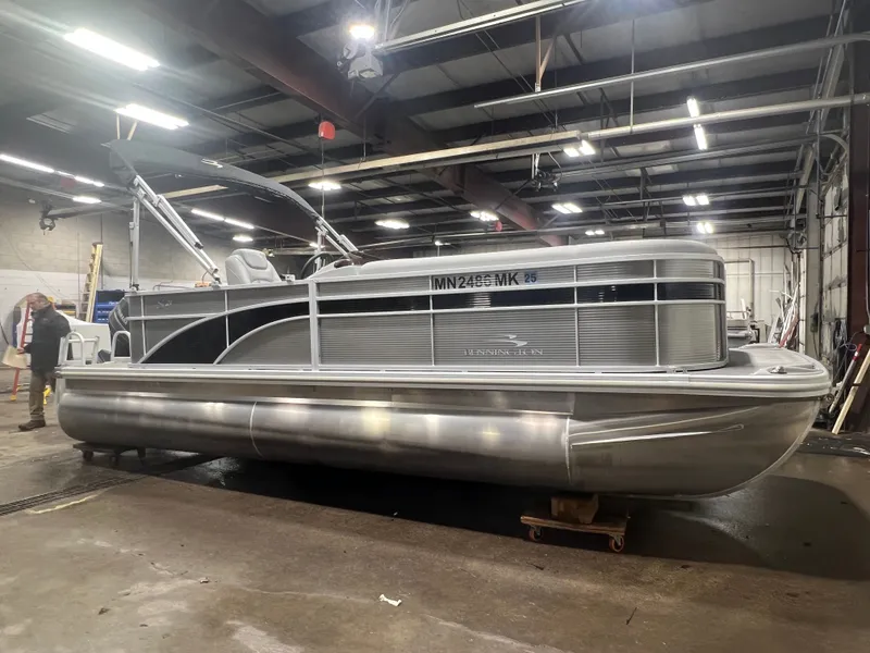 Slide: The Image of Bennington 21 SLCP Pontoon 2023 - 17