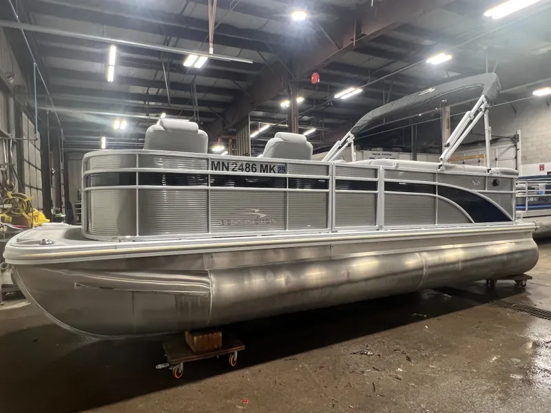 Slide: The Image of Bennington 21 SLCP Pontoon 2023 - 38