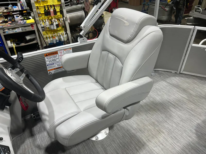 Slide: The Image of Bennington 21 SL Cruise 115HP Pontoon $34995 2023 - 19