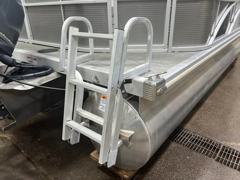 Slide: The Image of Bennington 21 SL Cruise 115HP Pontoon $34995 2023 - 30