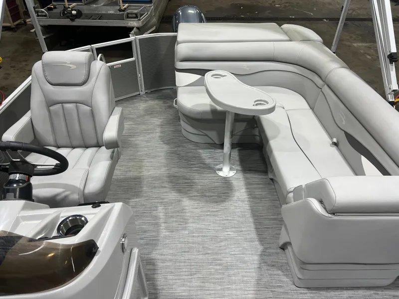Slide: The Image of Bennington 21 SL Cruise 115HP Pontoon $34995 2023 - 4
