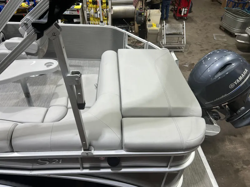 Slide: The Image of Bennington 21 SL Cruise 115HP Pontoon $34995 2023 - 7