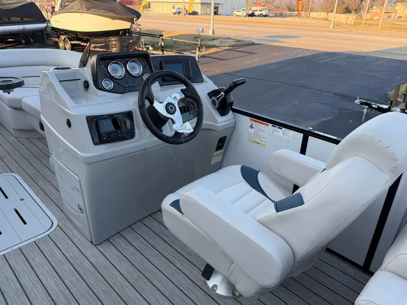 Slide: The Image of G3 322SS Select 2023 - 19