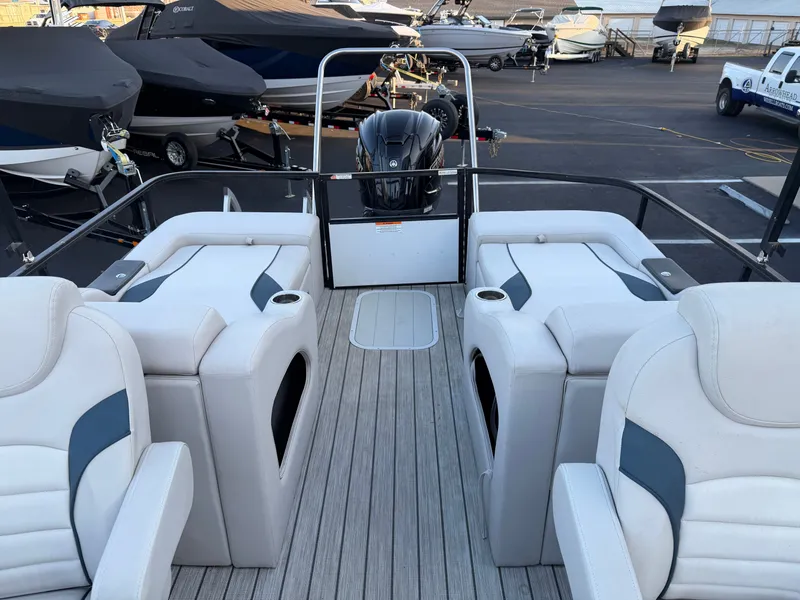 Slide: The Image of G3 322SS Select 2023 - 32