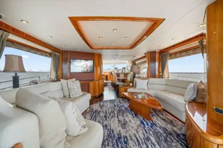 Slide: The Image of 2005 Sunseeker 82 Yacht - Image 10 - 10