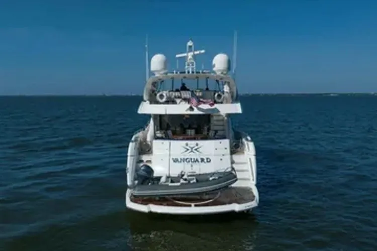 Slide: The Image of 2005 Sunseeker 82 Yacht - Image 4 - 4