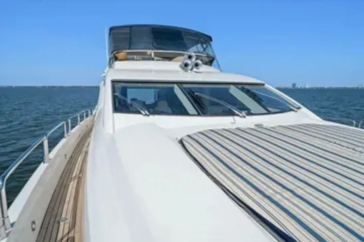 Slide: The Image of 2005 Sunseeker 82 Yacht - Image 55 - 55