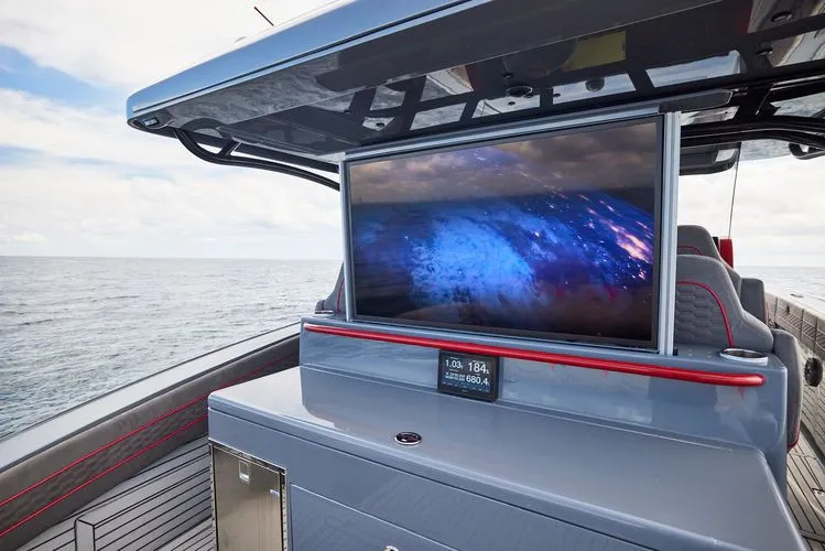 Slide: The Image of 2024 Midnight Express 52 Vitesse - Image 40 - 40