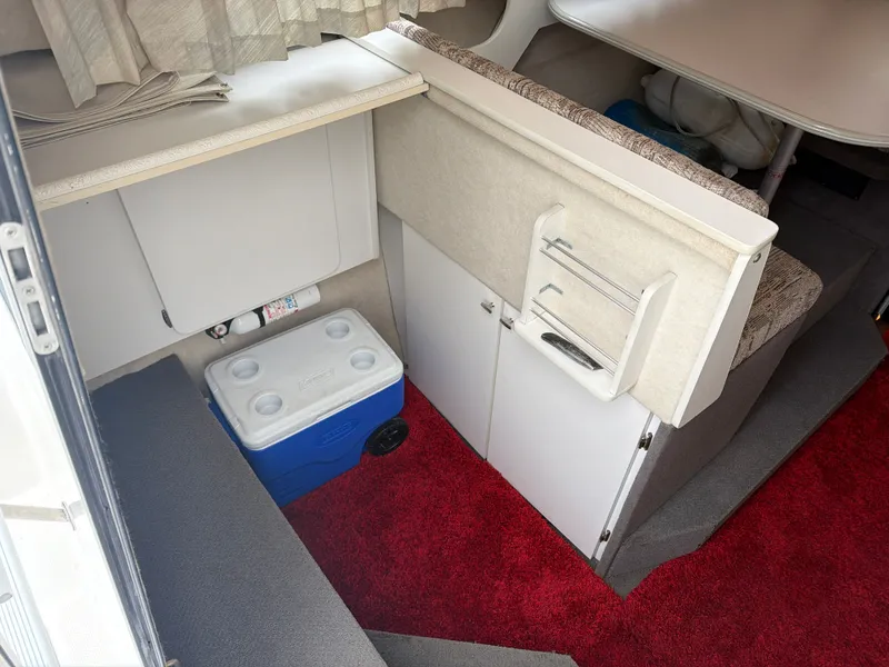 Slide: The Image of Bayliner Command Bridge 1994 - 15